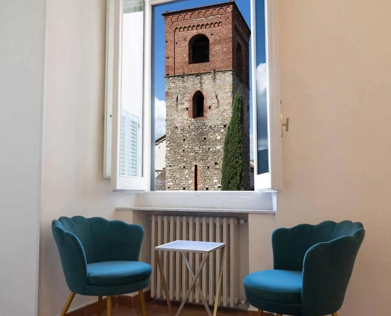 Secret Window Bed & Breakfast Pistoia Italy